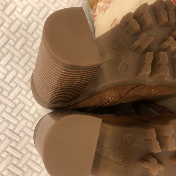 BCBG Generation Brown Suede Paloma booties faux fur 5.5 new! - Picture 5 of 7